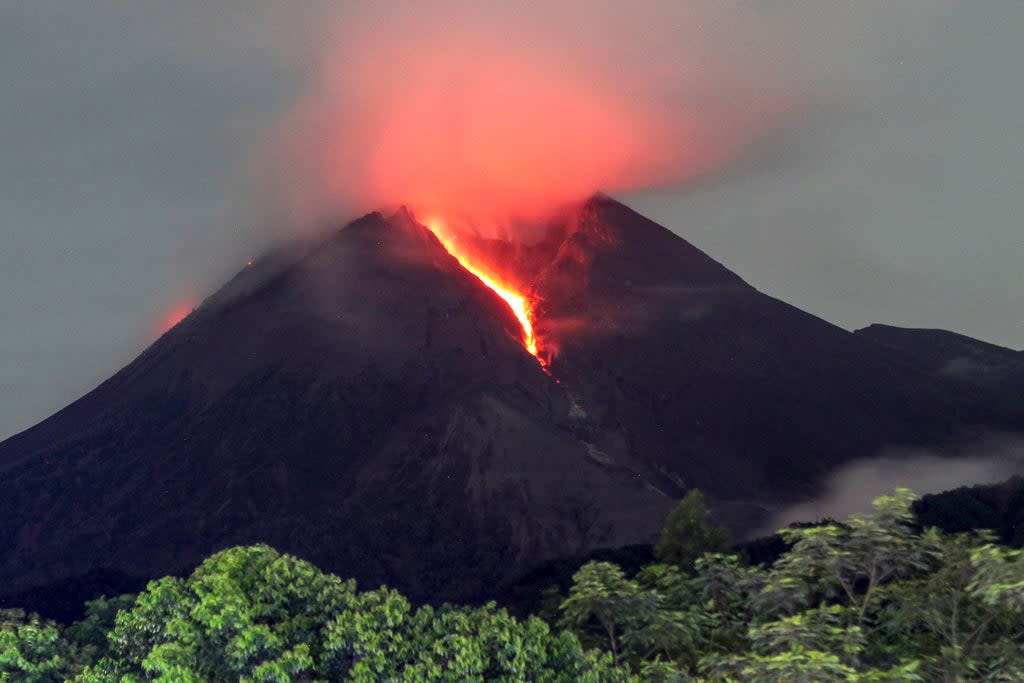 Indonesia Volcano Eruption (Copyright 2022 The Associated Press. All rights reserved.)