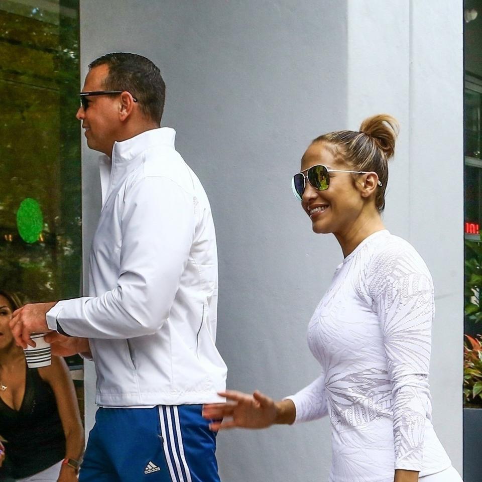 The superstar, Jennifer Lopez, looked almost red carpet–ready for a visit to the gym with an Hermès Kelly bag.