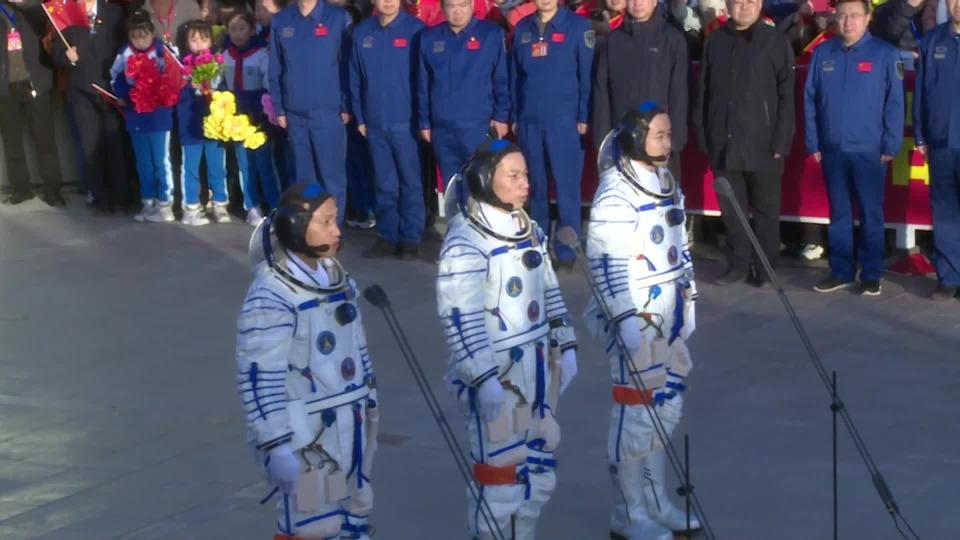 湯洪波、唐勝傑、江新林3名太空人在去年10月26日啟程。（圖／新華社）