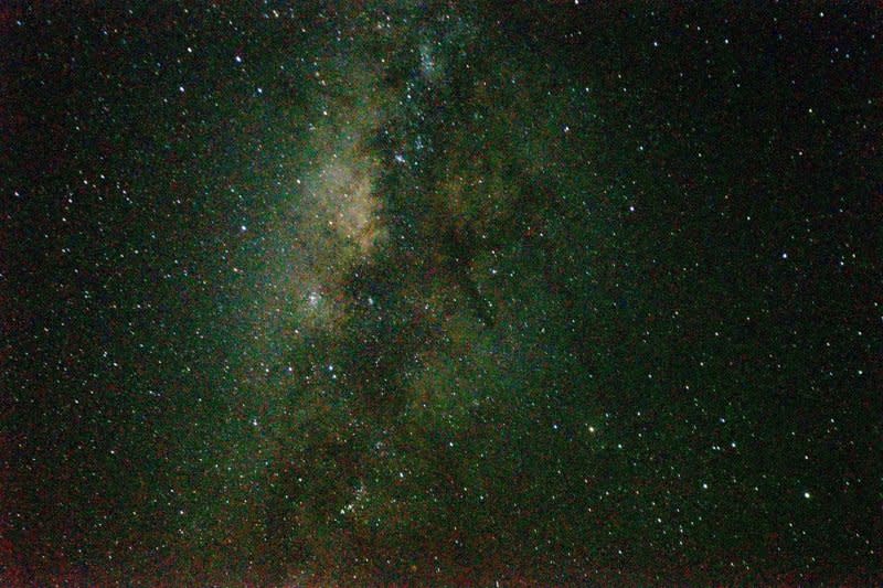 庫賽埃島（Kosrae）星光燦爛的夜空。（取自：Nautilus Resort 臉書）