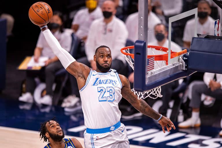 Agilidad, potencia, talento, liderazgo, vigencia: no por nada LeBron James será el basquetbolista mejor pago de la historia de la NBA y del básquetbol