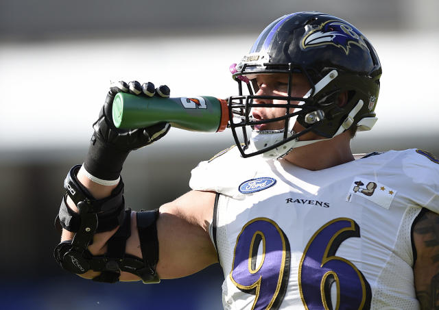 Ravens re-sign DE Brent Urban, CB Daryl Worley