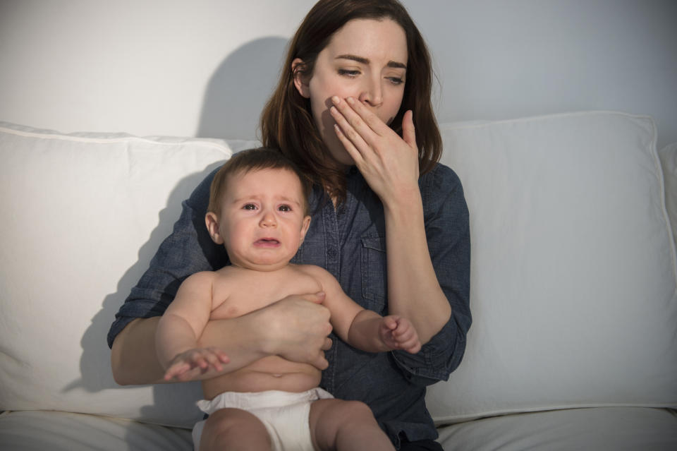 No dormir lo suficiente, pone en riesgo la salud de las personas. Foto: JGI/Jamie Grill/Getty Images