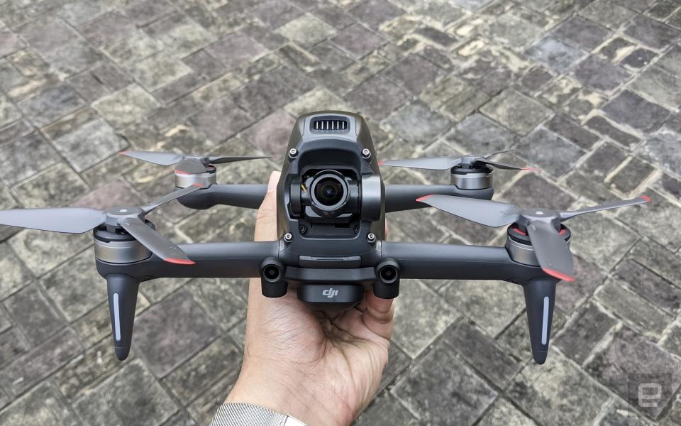 <p>DJI FPV Drone</p>
