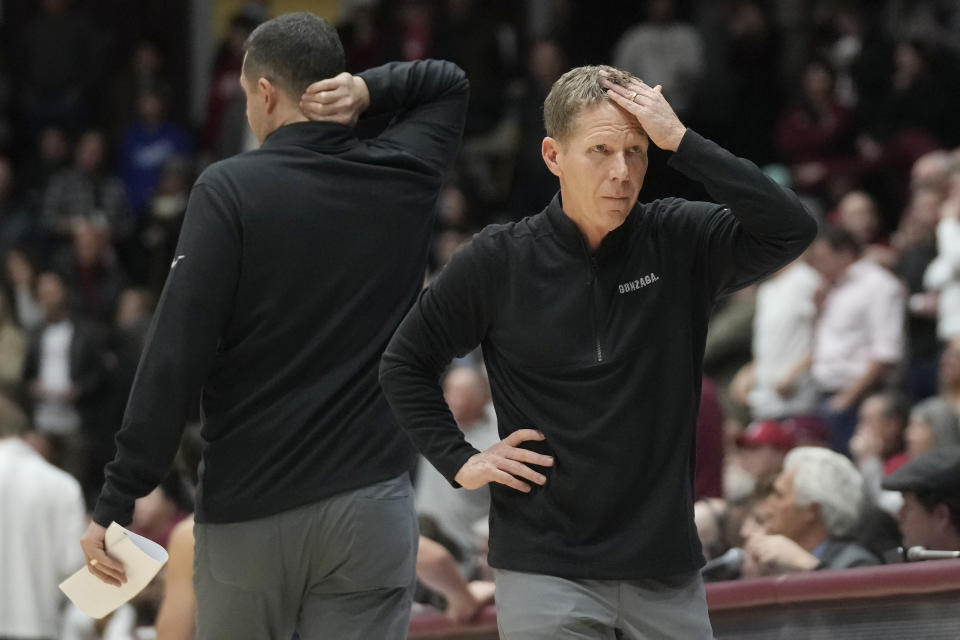 Gonzaga coach Mark Few, right, reacts during the second half of the team's NCAA college basketball game against Santa Clara in Santa Clara, Calif., Thursday, Jan. 11, 2024. (AP Photo/Jeff Chiu)