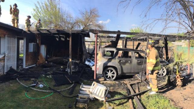 Sun Reflecting Off Mirrored Headboard Sets Carport Ablaze In Fresno