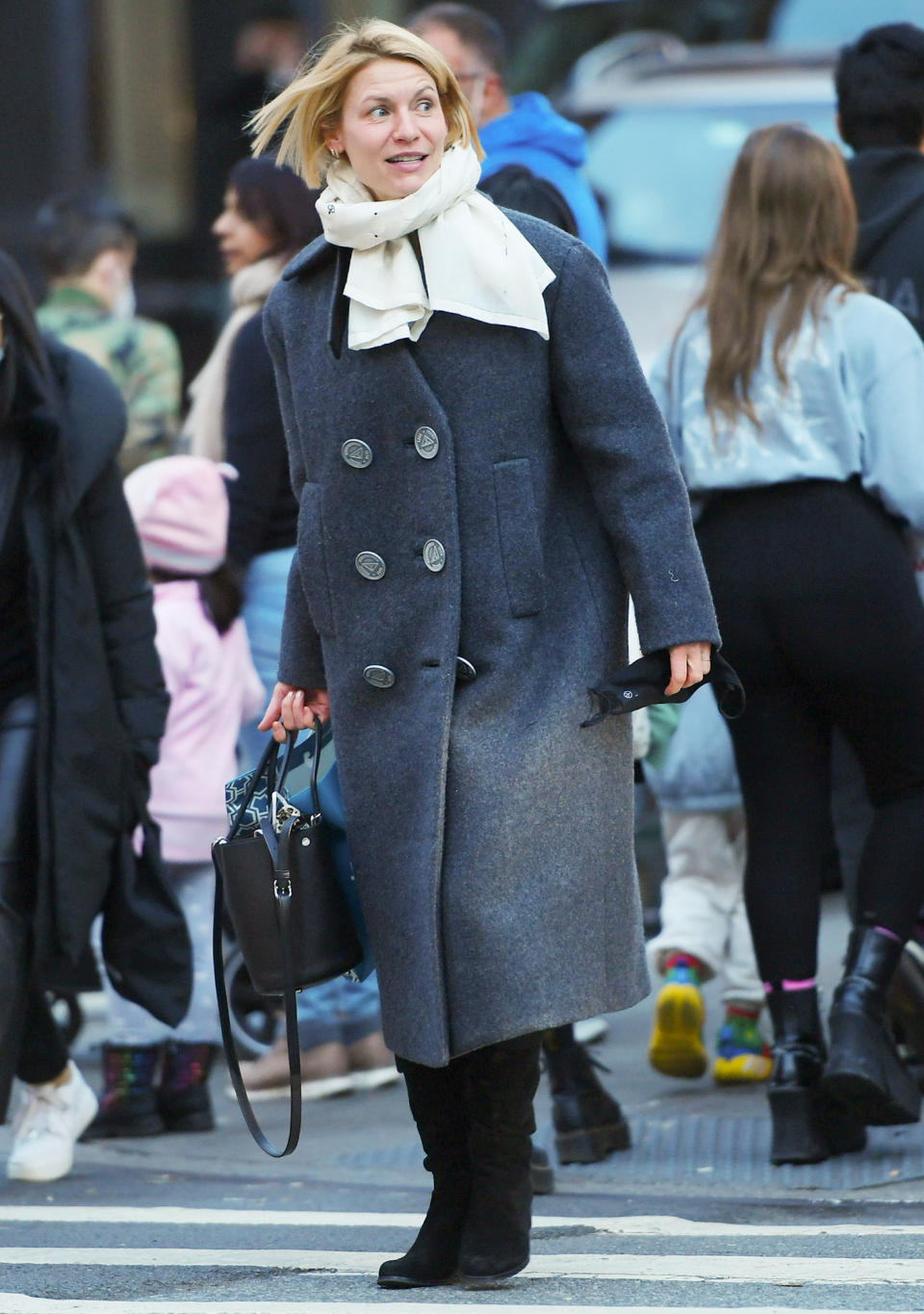 <p>Claire Danes stays bundled while out in New York City's SoHo neighborhood on Dec. 21.</p>