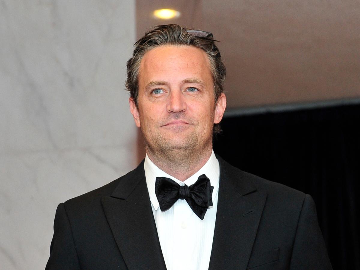 Matthew Perry's Ex-Girlfriend Speculates That He May Not Have Been as ...