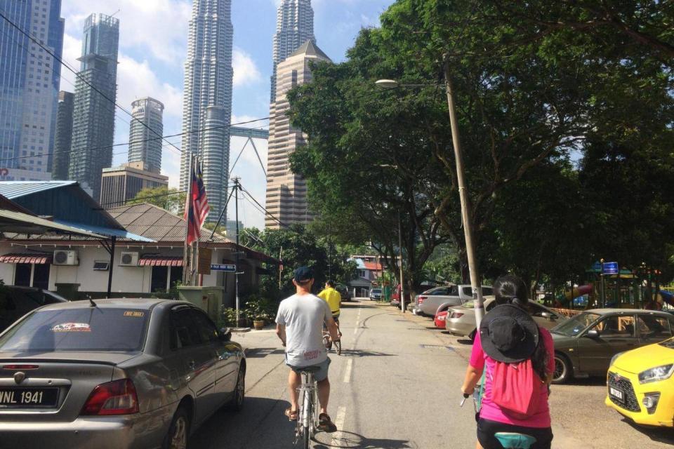 Saddle up and see Kuala Lumpur by bike (Tamara Hinson)