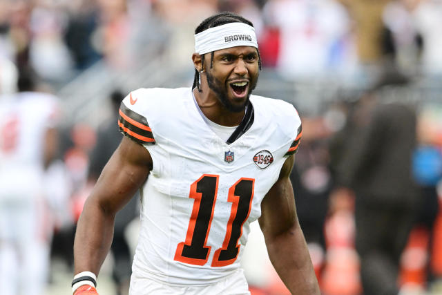 NFL trade deadline: Browns trading WR Donovan Peoples-Jones to Lions -  Yahoo Sports