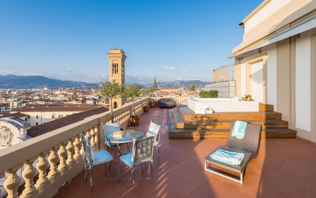 The Westin Excelsior is one of Florence’s more traditional five-star hotels, replete with opulent interiors, good services and facilities, and a prime position on the north bank of the Arno.