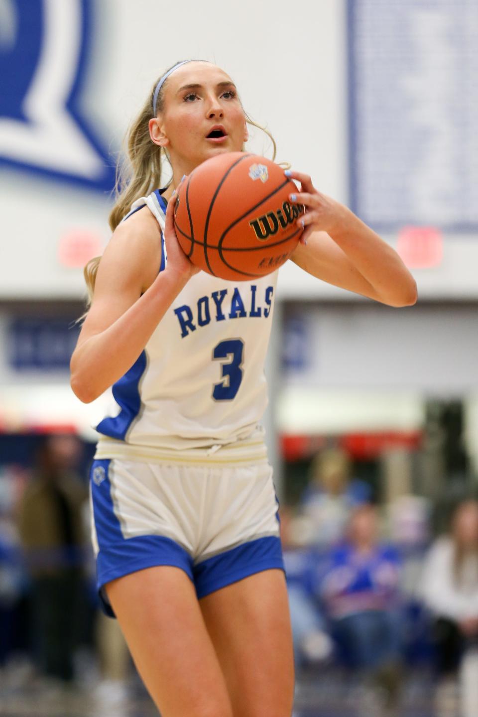 Hamilton Southeastern Maya Makalusky (3) at the free throw line as Zionsville takes on Hamilton Southeastern High School in the S8 IHSAA Class 4A Girls Basketball State Semi-finals; Feb 2, 2024; Fishers, IN, USA; at Hamilton Southeastern High School.