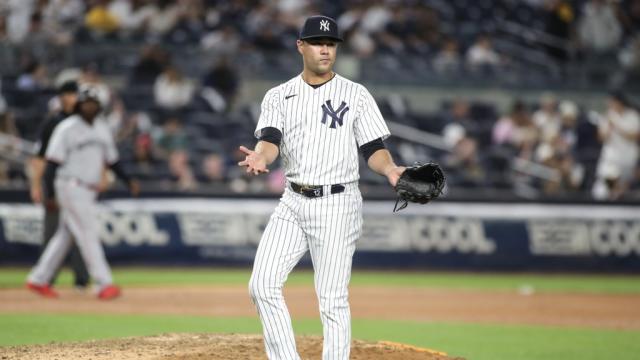 Isiah Kiner-Falefa's hilarious gesture to umpires goes viral after pitching  in Yankees' blowout Twins loss