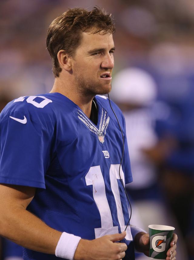 eli manning sad face 2022