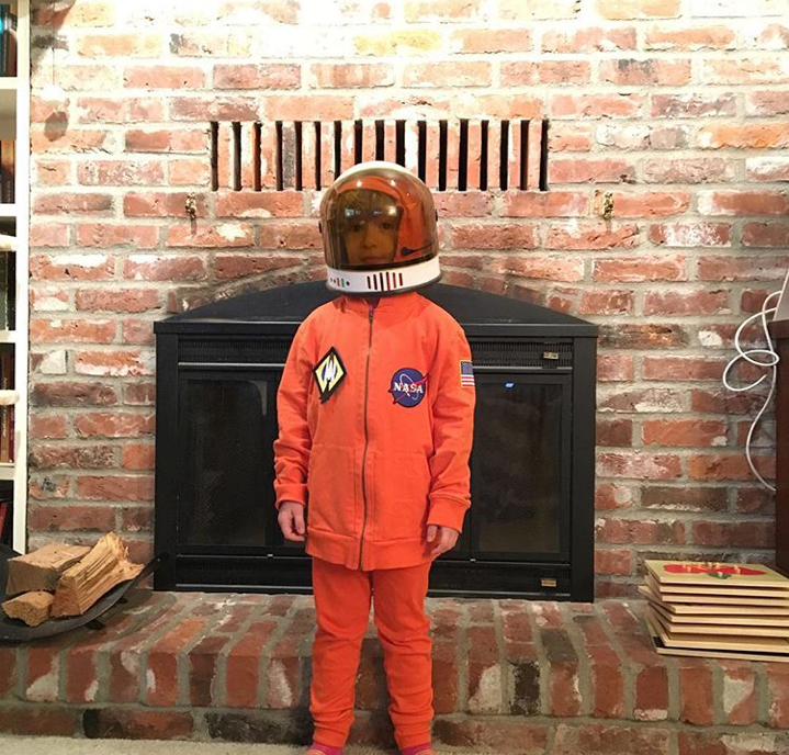DIY Kids Costume Tips: Astronaut