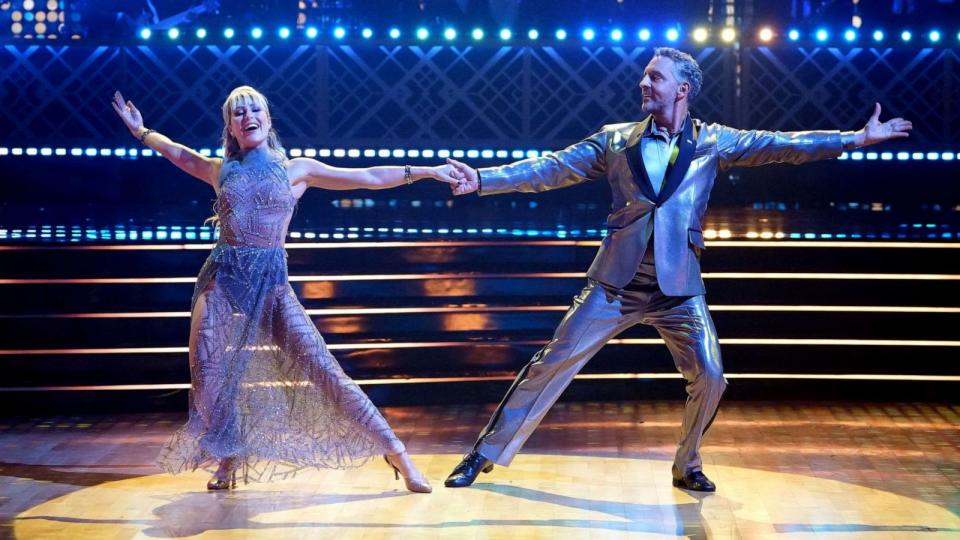 PHOTO: Mauricio Umansky and Emma Slater compete on 'Dancing With The Stars.' (Eric Mccandless/Disney)