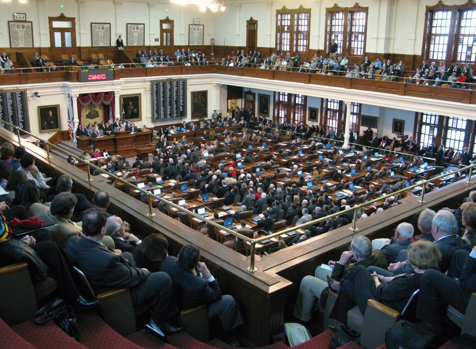 An overview of the Chamber of the Texas House of Representatives during Gov. Rick Perry's State of the State message to lawmakers Tuesday, Jan. 27, 2009, in Austin, Texas.  