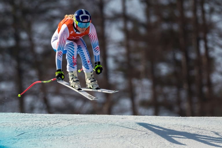 In alpine skiing, American ace Lindsey Vonn completed her third training session and remained on course for a gold medal in Wednesday's downhill