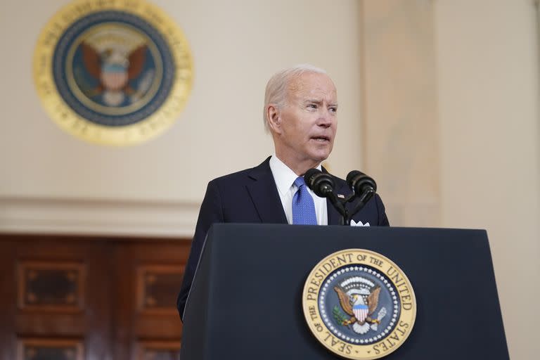 El presidente Joe Biden habla en la Casa Blanca en Washington el viernes 24 de junio de 2022, luego de que la Corte Suprema anulara Roe v. Wade. (Foto AP/Andrew Harnik)