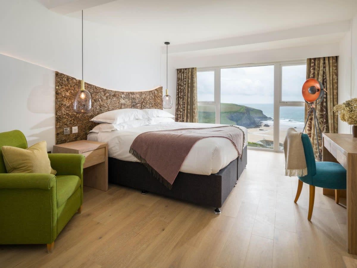 Enjoy Atlantic views from your bed at the Bedruthan hotel (Bedruthan Hotel)