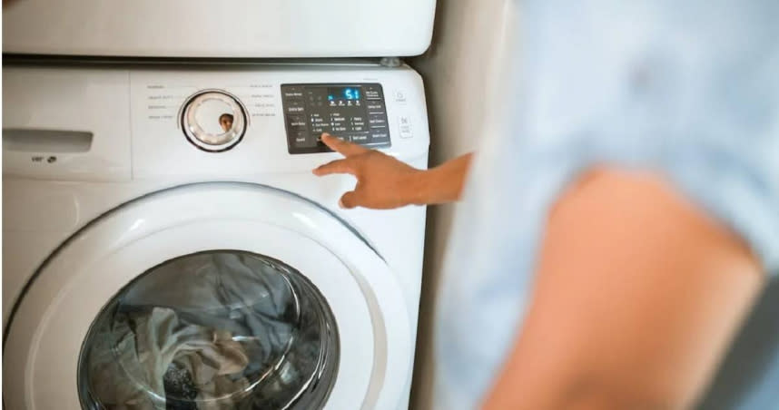 專家建議包括多功能的洗衣機和烘乾機、傳統熱水器、大功率空調等家電最好別購買，否則恐傷荷包。（示意圖／翻攝自pexels）