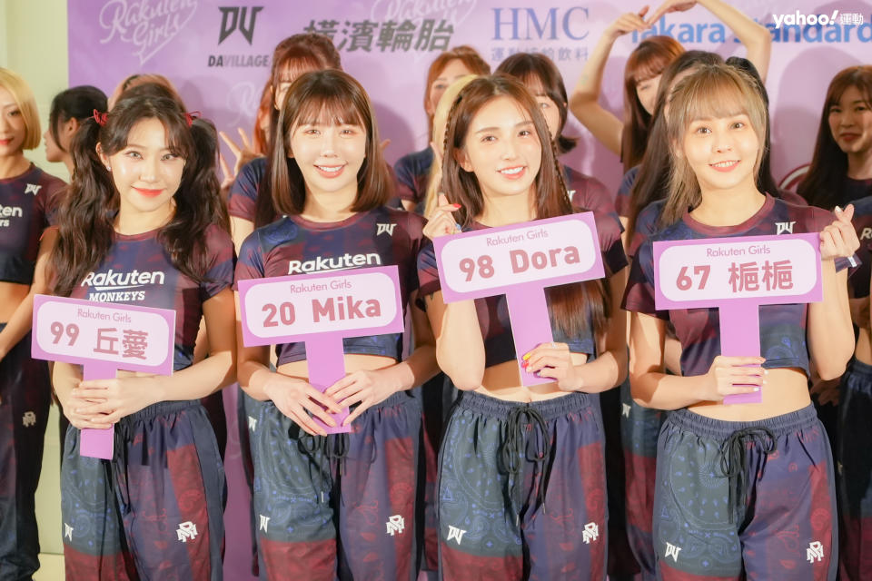 中職Rakuten Girls 2024新成員（左起）丘薆、Mika、Dora、梔梔。（呂權紘／攝）（20240318）
