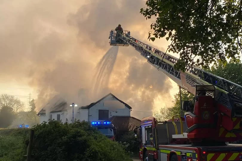 The huge operation to stop the fire at the pub earlier this morning (May 10)