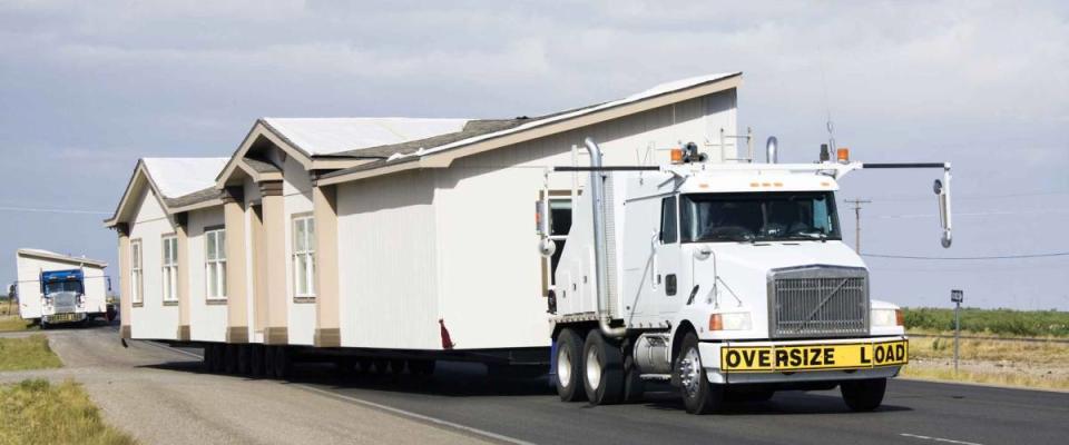 Transporting portable homes - New Mexico.