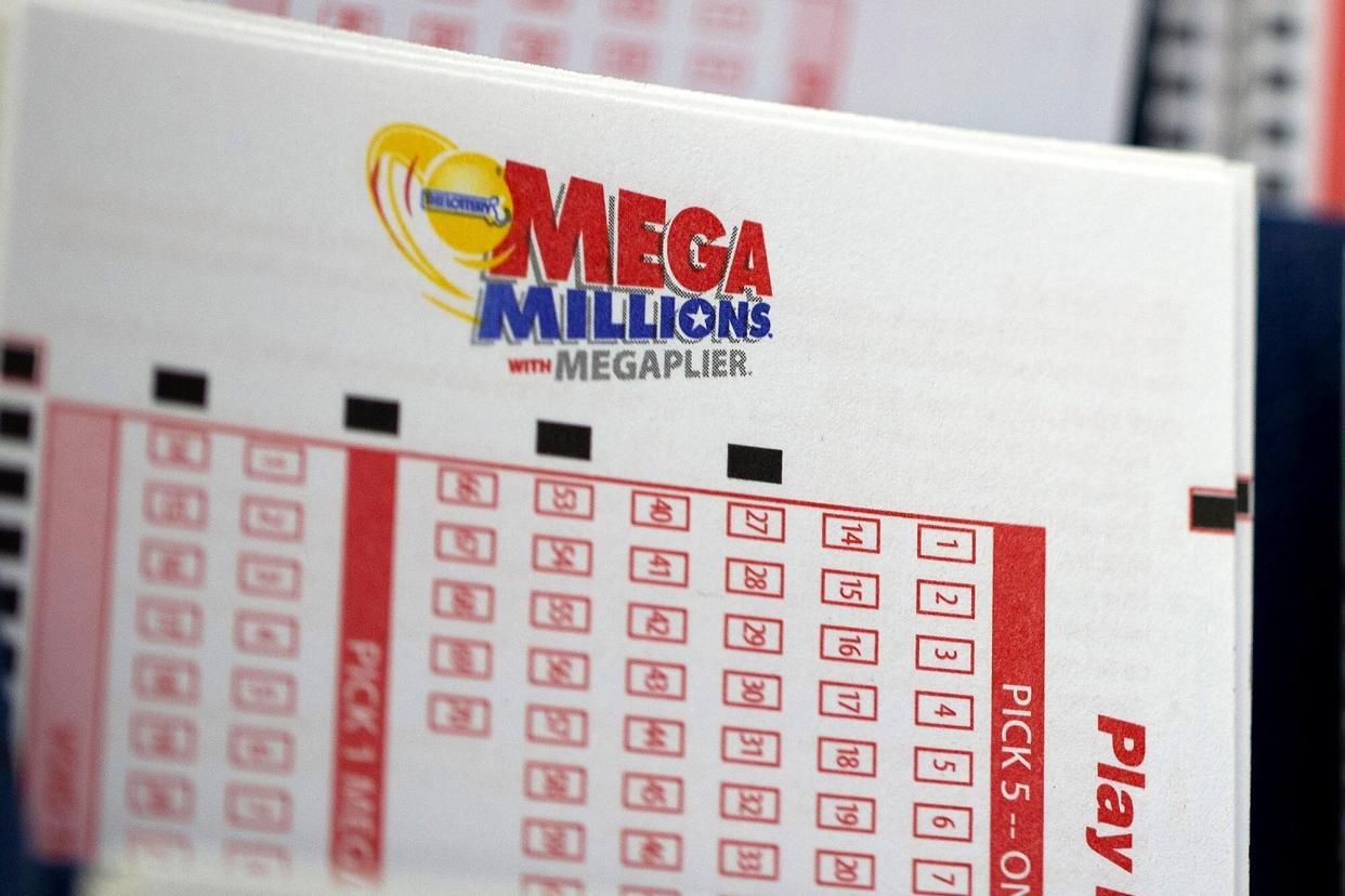 mega-millions-3-2000.jpg