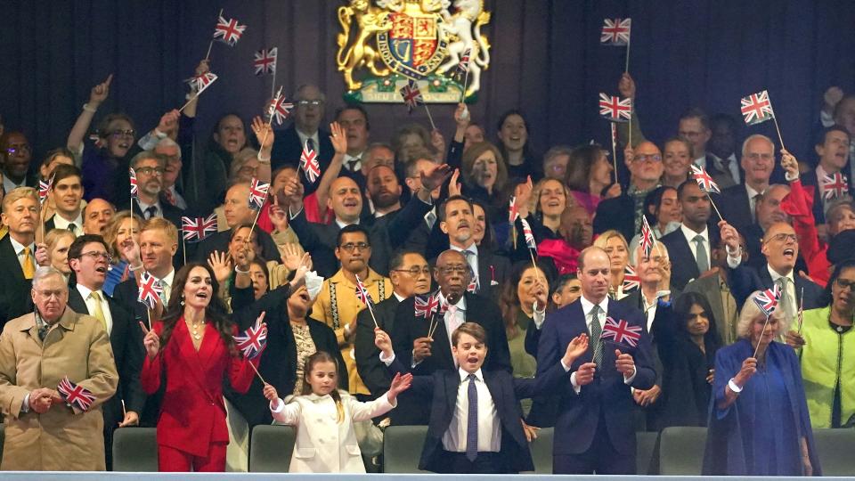 Kate Middleton, Princess charlotte, Prince George and Prince William join Charles and Camilla for the Platinum Jubilee party