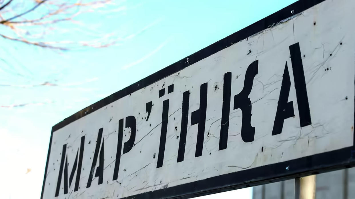 A town sign of Marinka