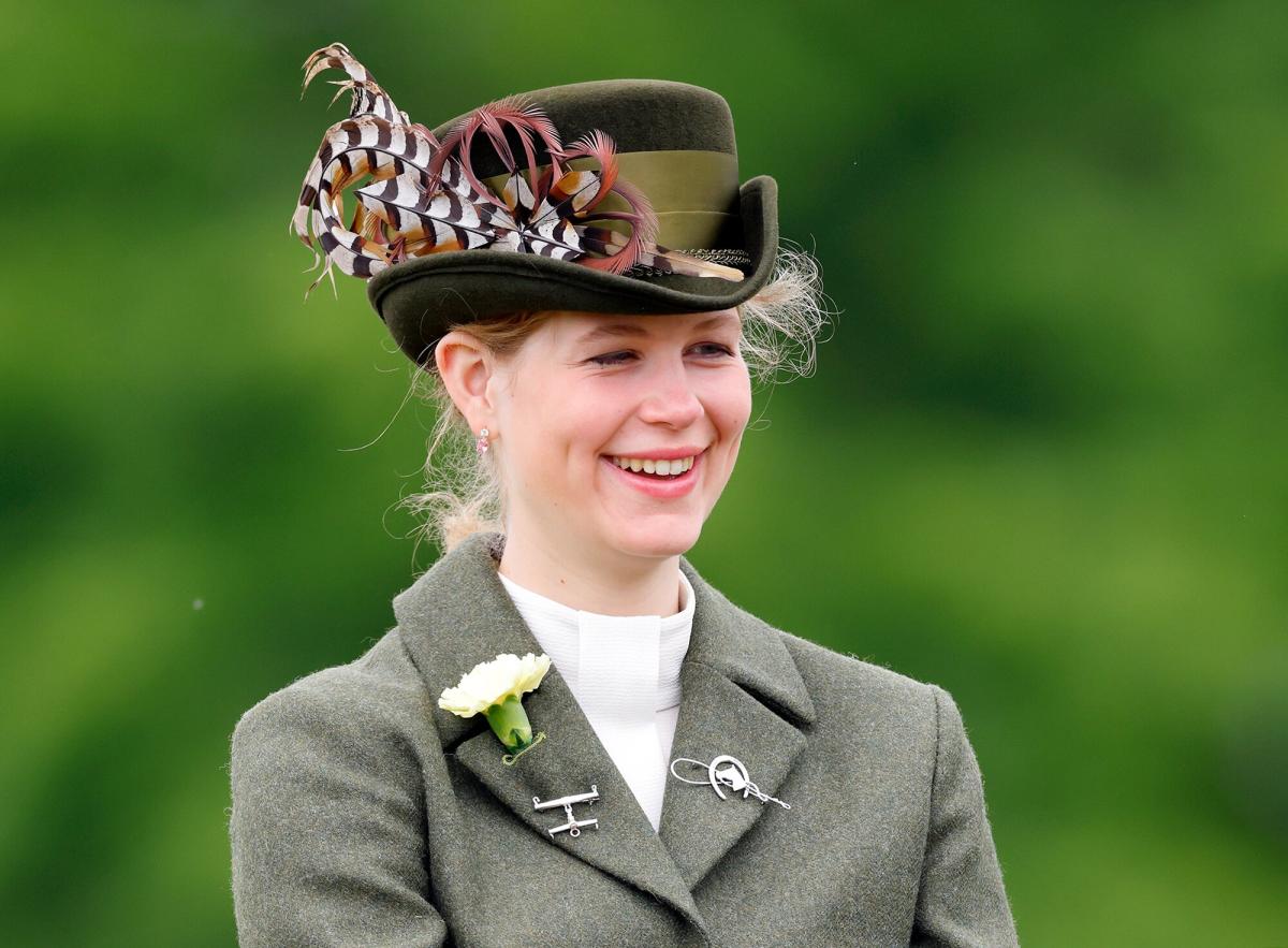 The Queen's granddaughter, Lady Louise, will attend the university ...