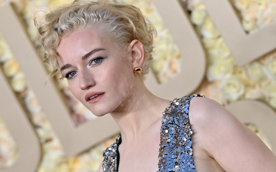 Julia Garner at the Golden Globe Awards