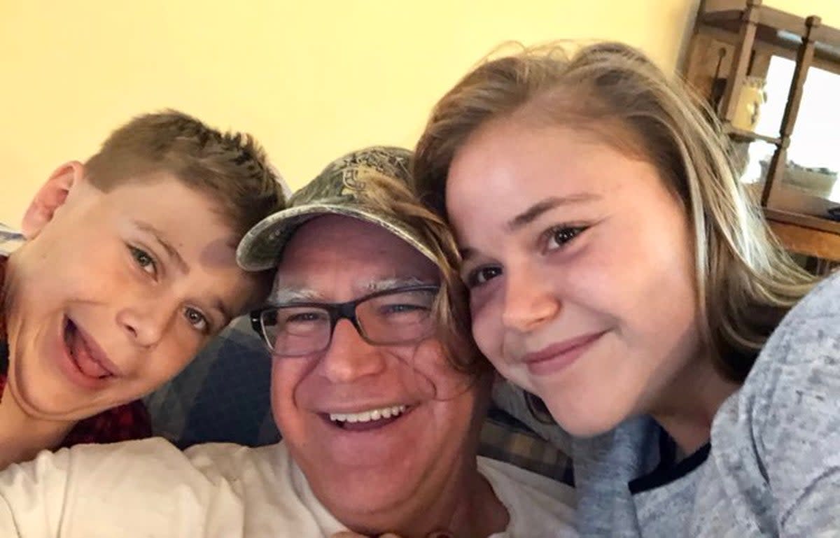 Tim Walz and his kids Gus and Hope (Tim Walz/X)