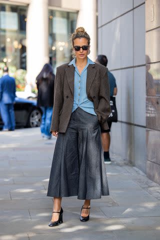 The 12 Best Shoes to Wear With Wide-Leg Pants