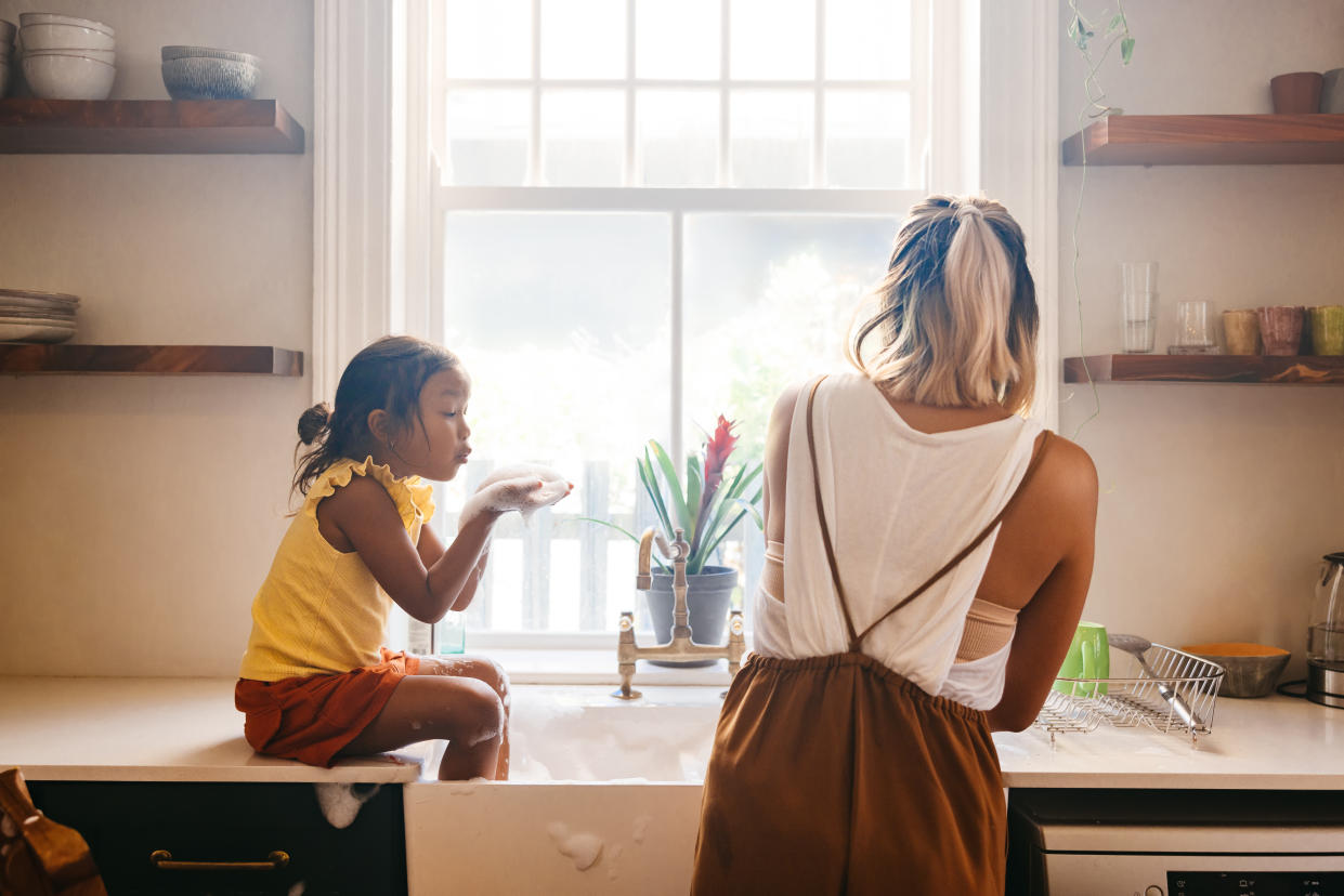 As parents struggle with the chaos and uncertainty of the pandemic, one mom shares how her experience with ADHD has helped her cope. (Photo: Getty Creative stock photo)