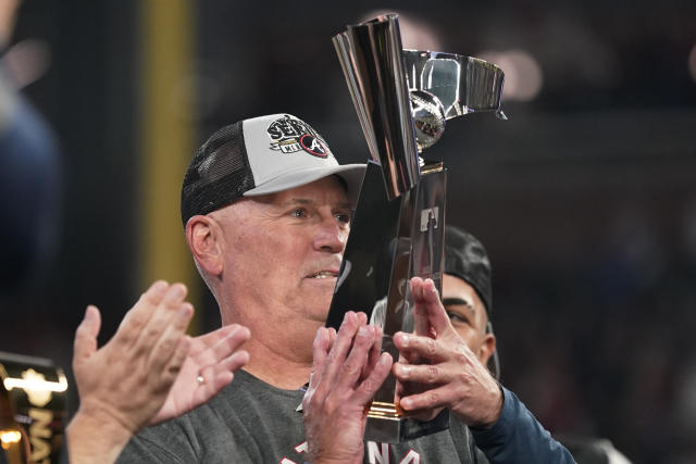 World Series a Family Affair for Snitkers: Braves Manager Will