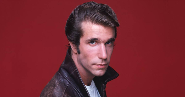 Henry Winkler&#39;s iconic leather jacket worn in &#39;Happy Days&#39; will be auctioned off on Wednesday in aid of charity. &#x002014; Picture via Facebook