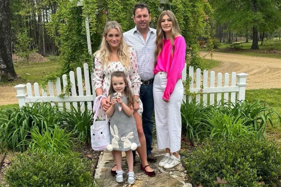 <p>Jamie Lynn Spears/Instagram</p> Jamie Lynn Spears with husband Jamie and daughters Ivey and Maddie