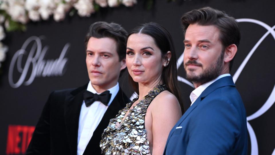 Xavier Samuel, Ana de Armas, and Evan Williams , 2022