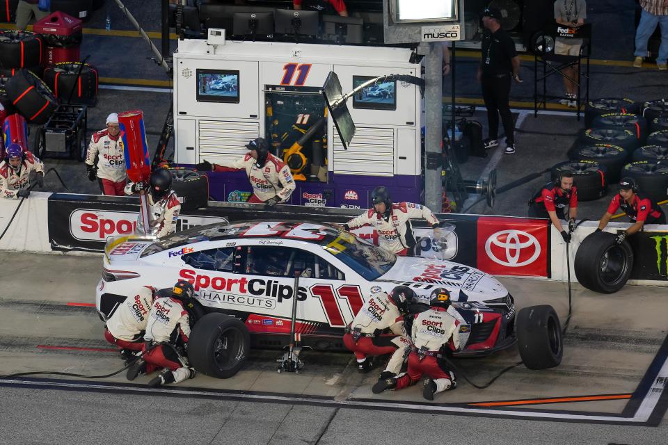 Denny Hamlin had control of Sunday's race at Darlington until an unscheduled pit stop for a loose wheel derailed him.