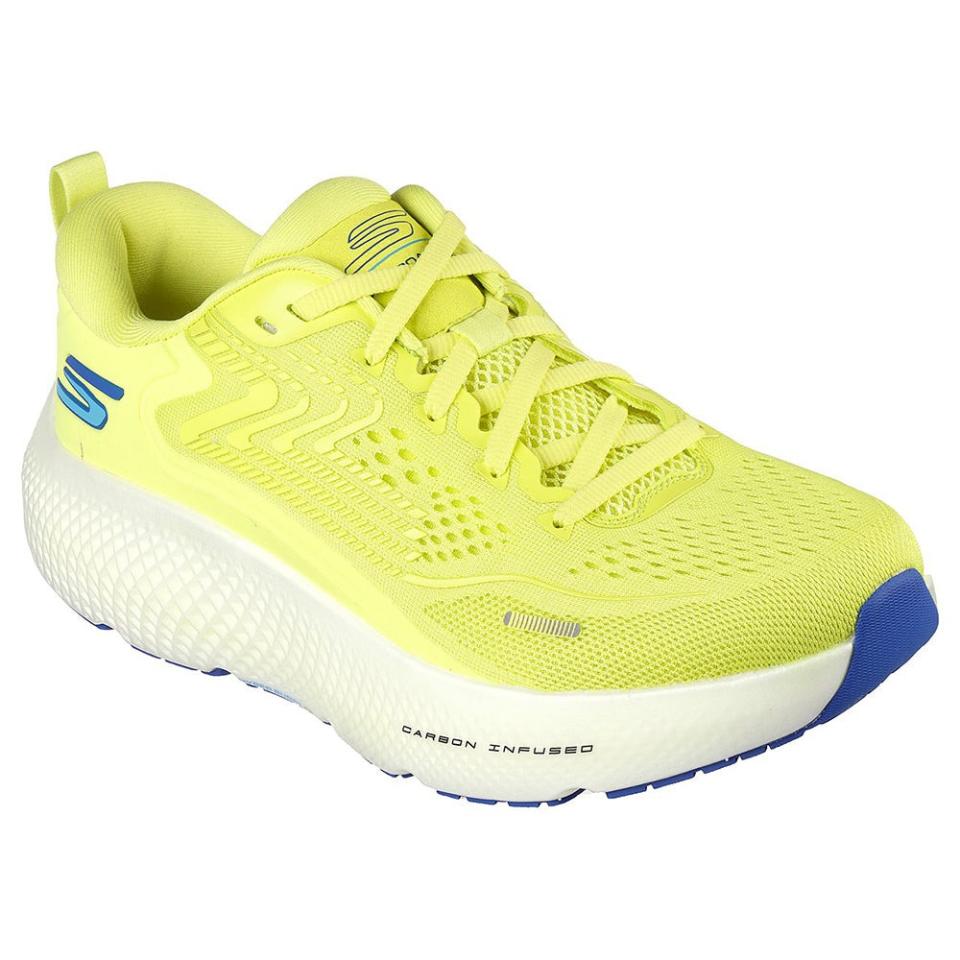 Skechers Go Run Max Road 6. (PHOTO: Skechers)