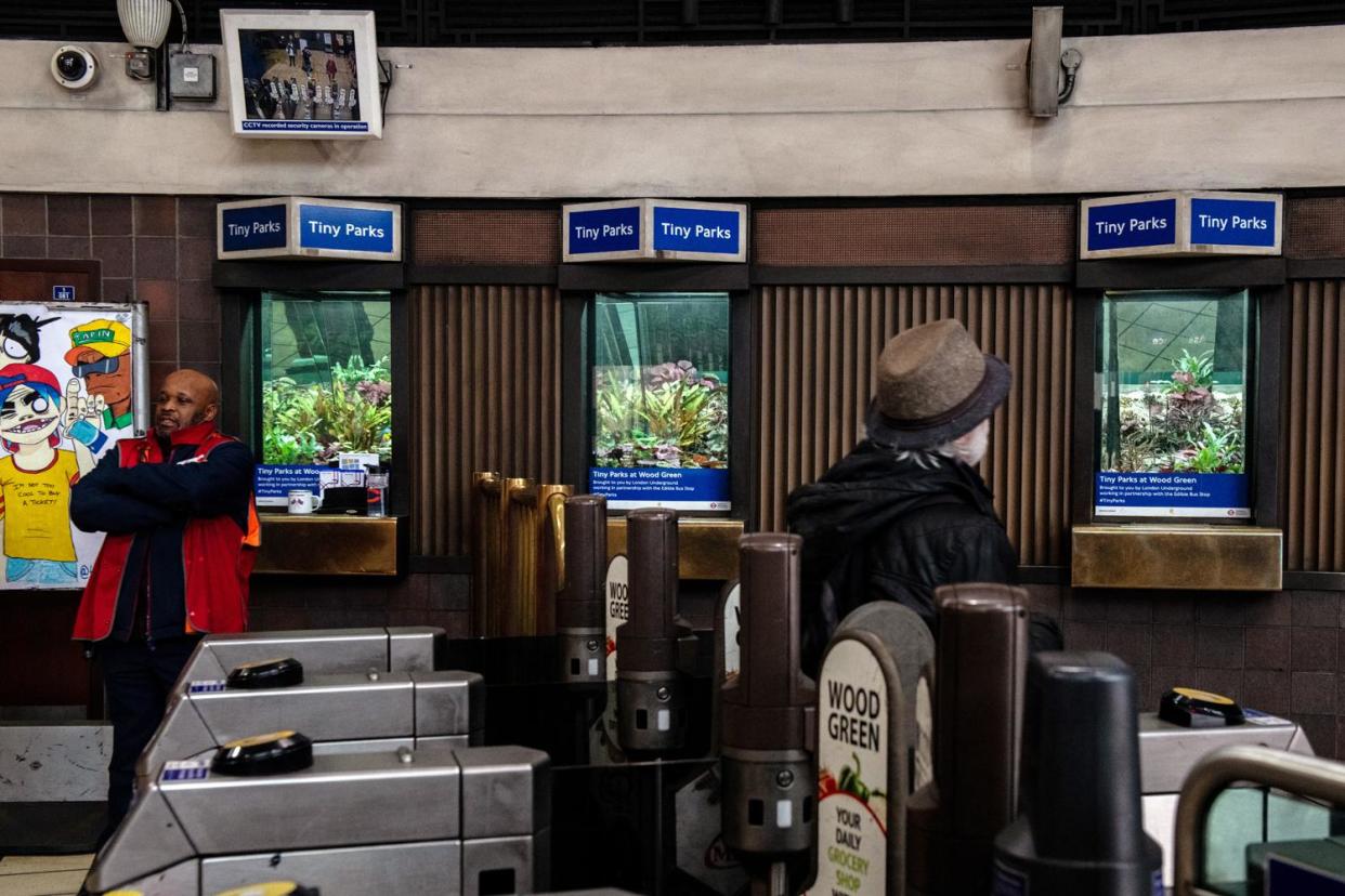 Google's G-Pay branding will be found on the 5,686 Oyster card readers across the TfL network: Chris J Ratcliffe/Getty Images