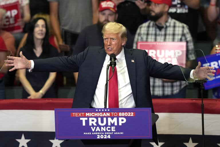 El expresidente Donald Trump durante el mitin de campaña de Grand Rapids, en el estado de Michigan