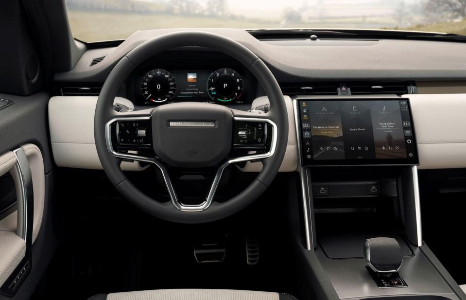 2024 land rover discovery sport dynamic hse interior