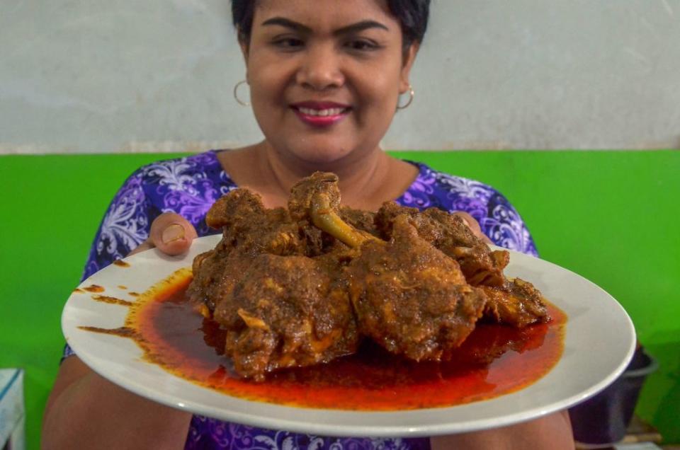 Delectable chicken rendang. (PHOTO: AFP/Getty Images)