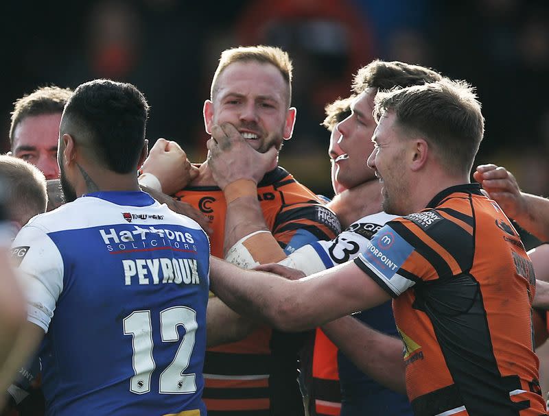 Super League - Castleford Tigers v St Helens