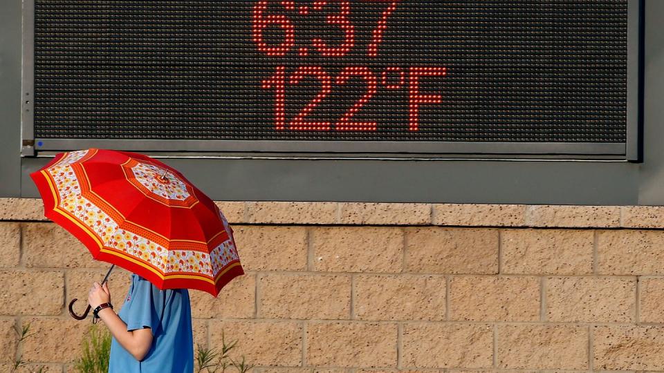 phoenix boils in near record heat wave