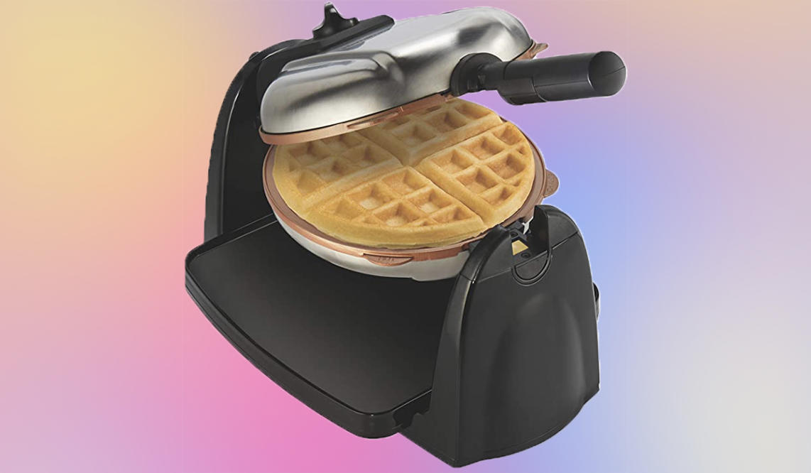 Hamilton Beach Flip Belgian Style Waffle Maker with Removable