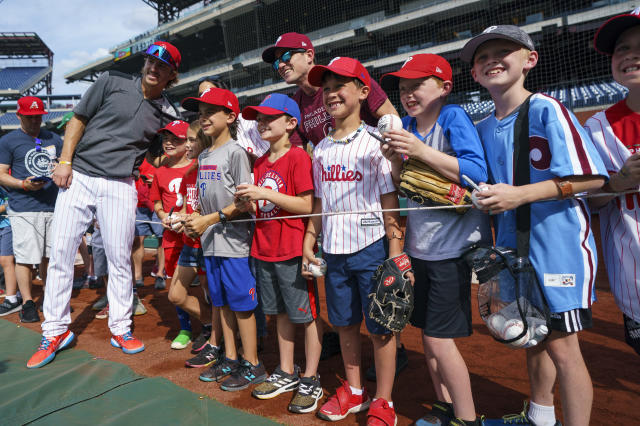 Young fan who went viral gets to meet Bryson Stott, Phillies – The Morning  Call